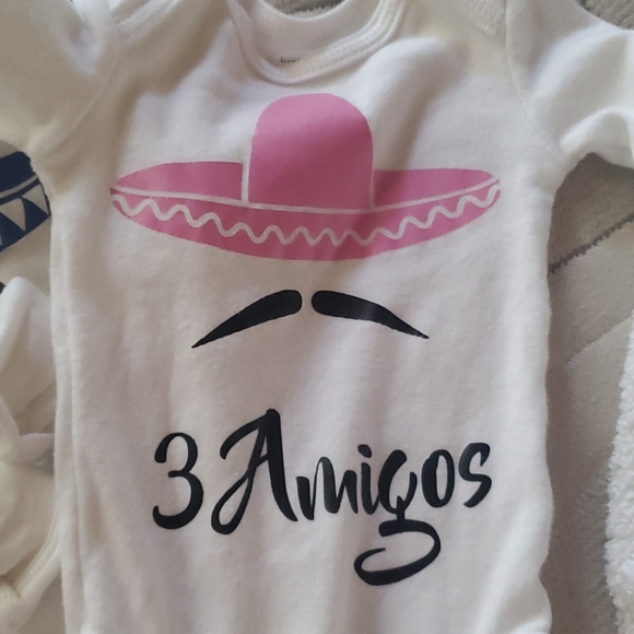 3 Amigos Long Sleeve Newborn Onesie - Picture 2 of 5